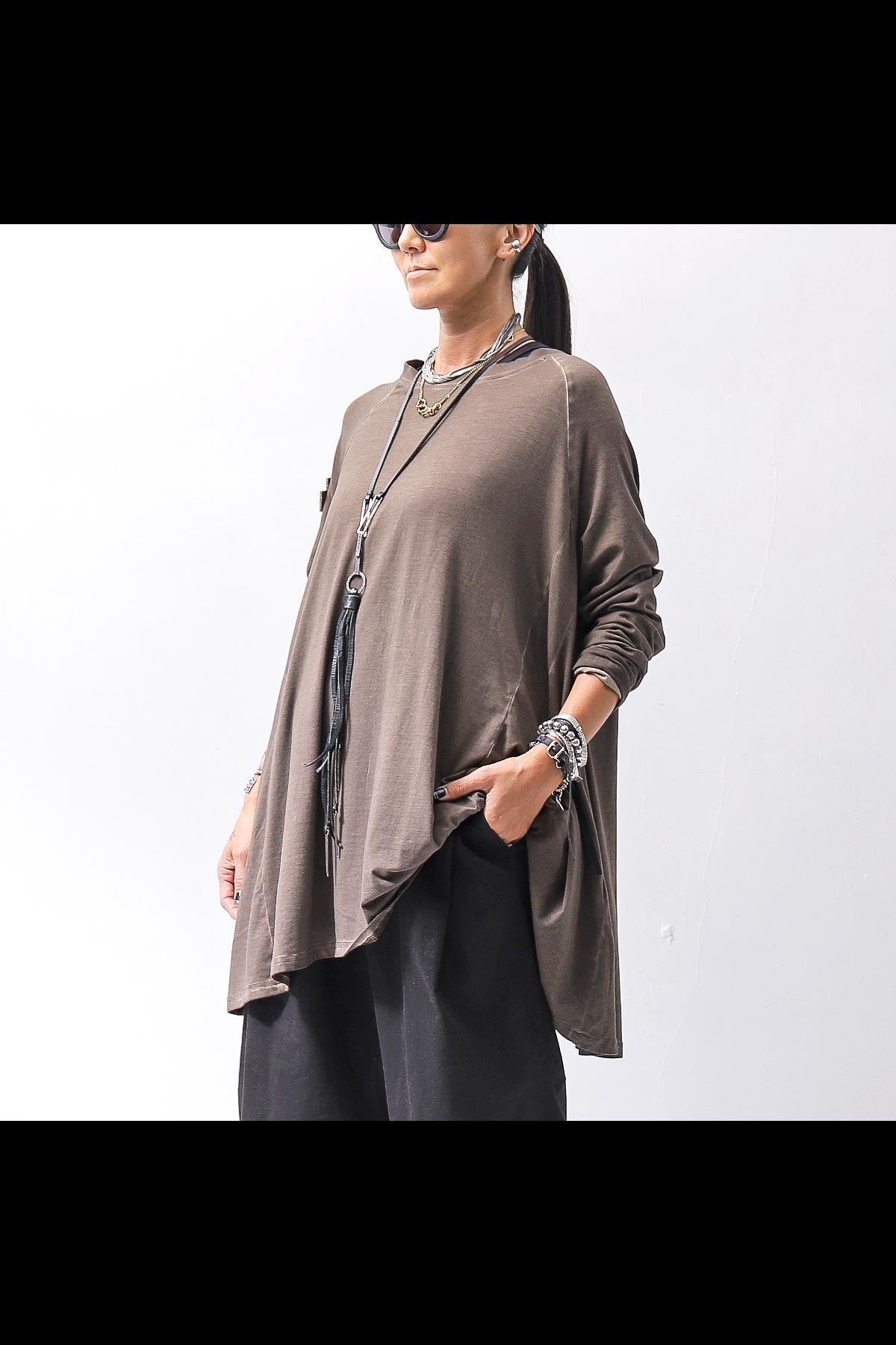 【PLÜ】 COTTON STRETCH TOP PL17T_CHOCOLATE