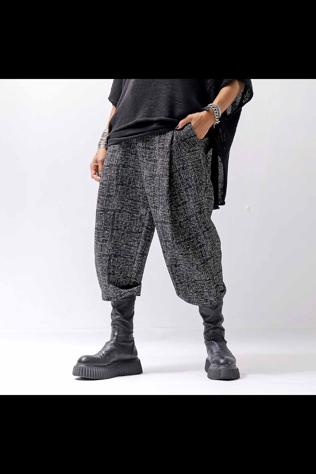 【NOSTRASANTISSIMA】 UNISEX TWEED FRONT TUCK PANTS P118_TWEED BLACK