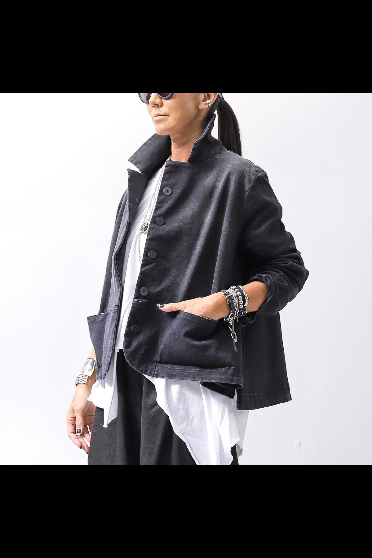 【PLÜ】 SUPER STRETCH COTTON DENIM WIDE SHORT JACKET PL17J_BLACK WASH