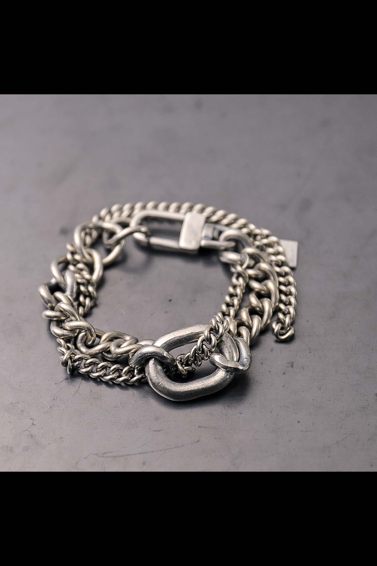 GOTI】 MIXED SILVER CHAIN BRACELET_BR2193 – QUADRATO Boutique