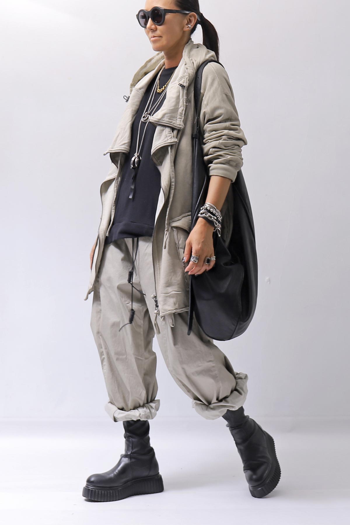 【AGL】 STRETCH LEATHER SNEAKER BOOTS MIDI STRETCH