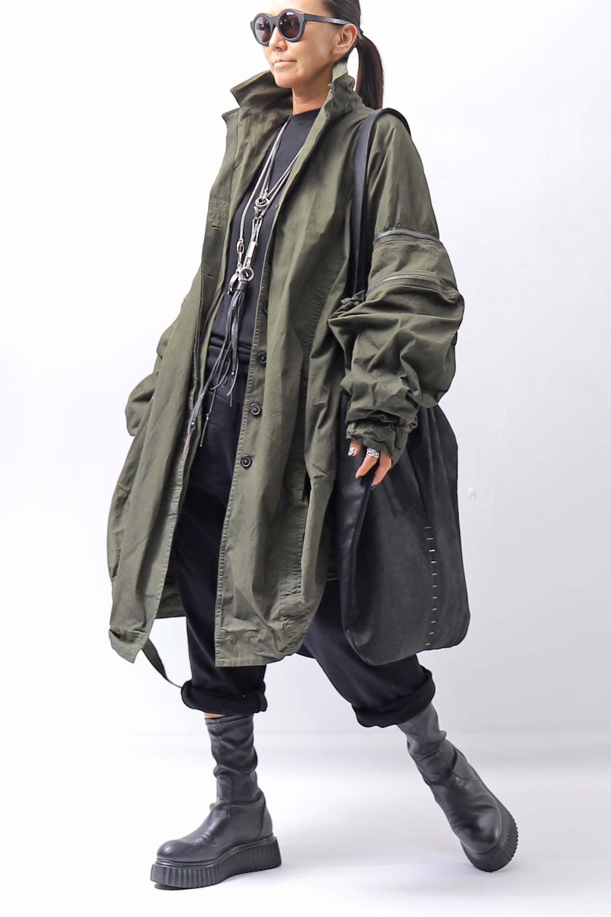 【AGL】 STRETCH LEATHER SNEAKER BOOTS MIDI STRETCH