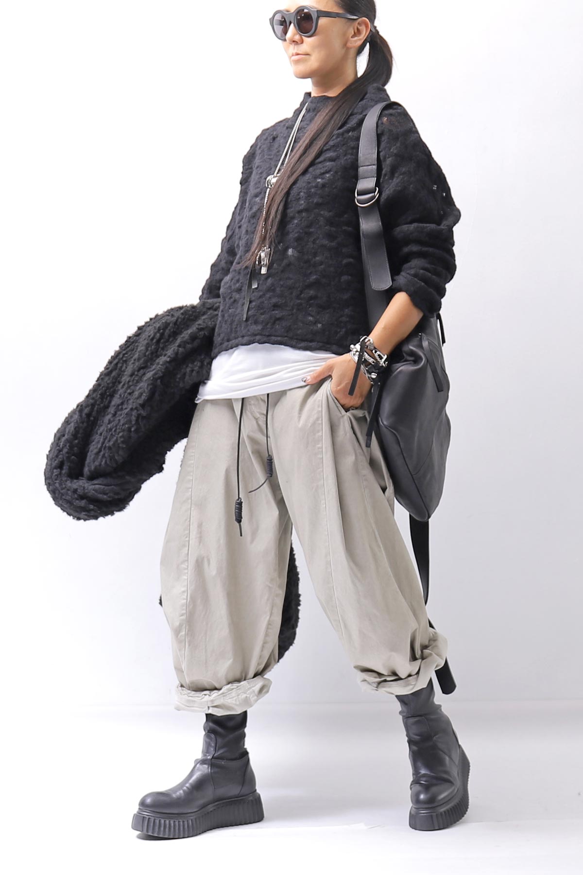 【NOSTRASANTISSIMA】 ASYMMETRY JACQUARD KNIT TOP M114_BLACK