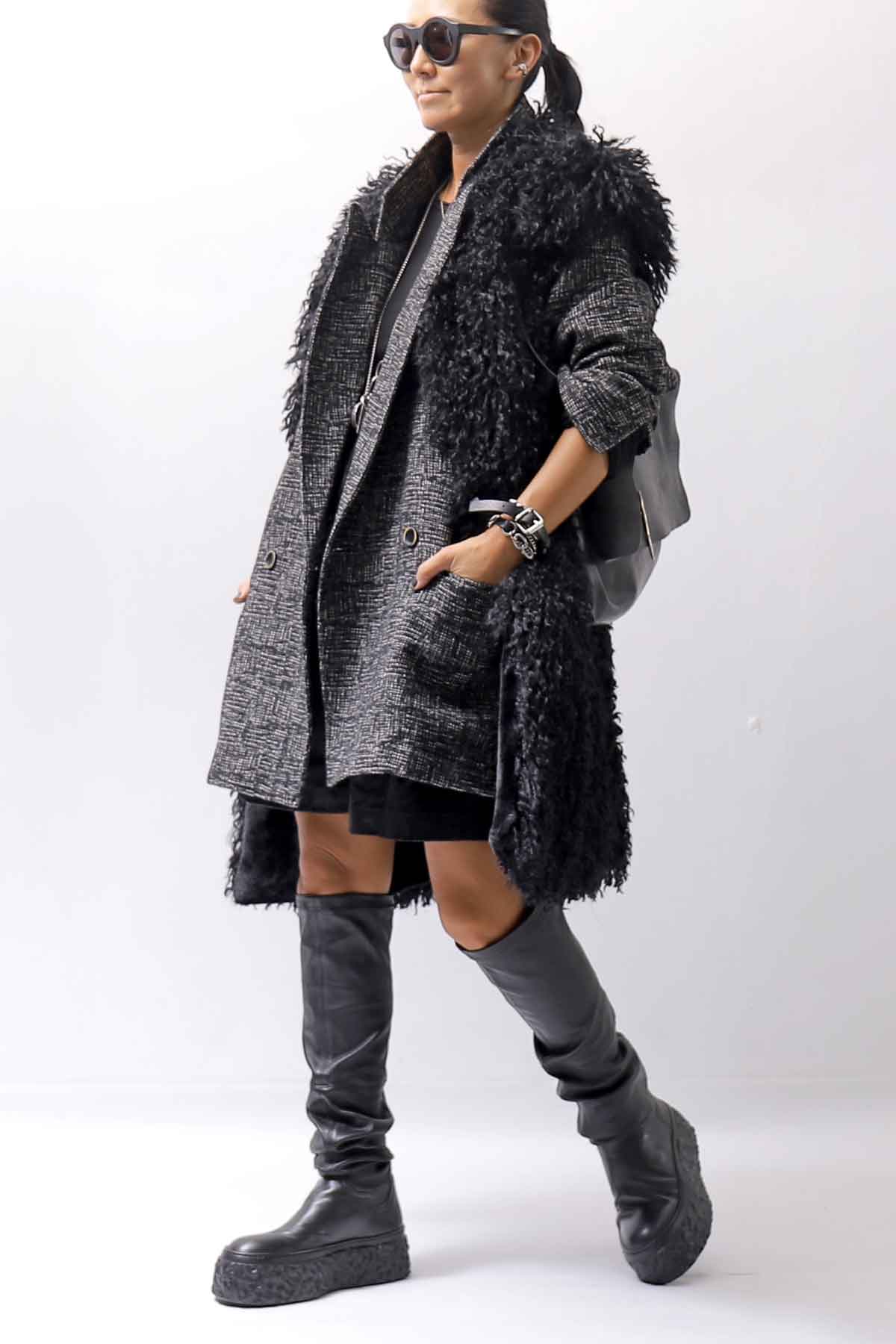 【NOSTRASANTISSIMA】 REVERSIBLE ECO FUR GILLET J114_BLACK