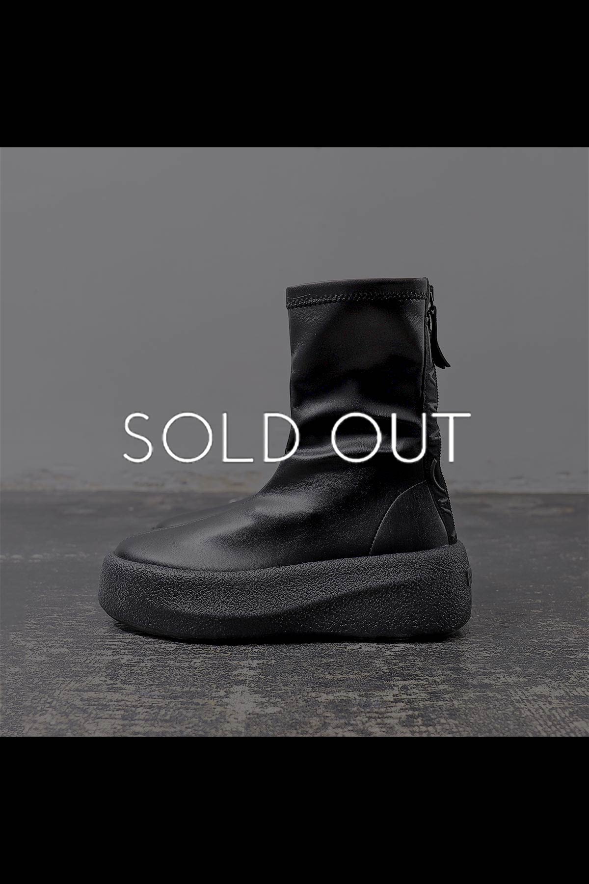 VIC MATIE】 ECO STRETCH LEATHER SNEAKER BOOTS 2310D_BLACK