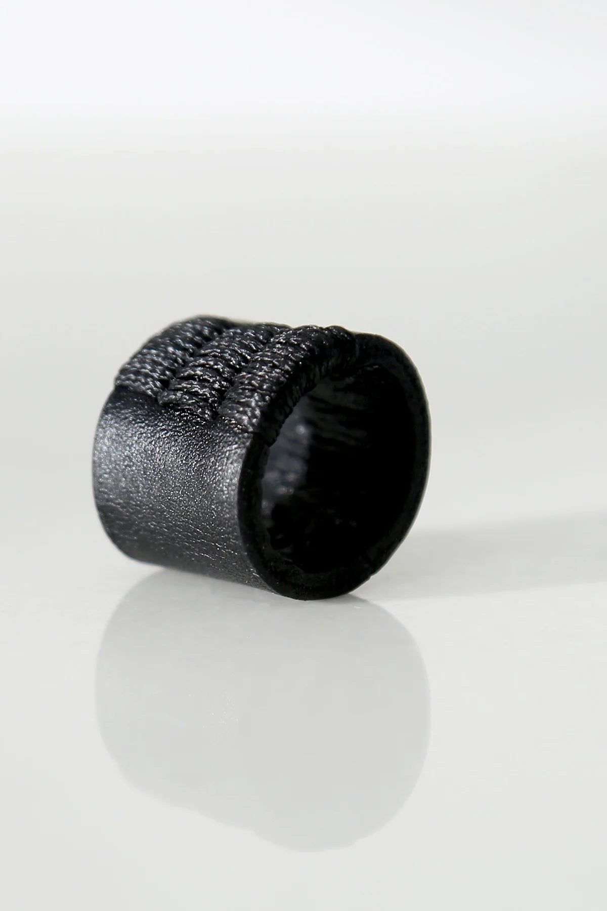 【Julia Fom】 LEATHER STITCHES RING ASE7_BLACK