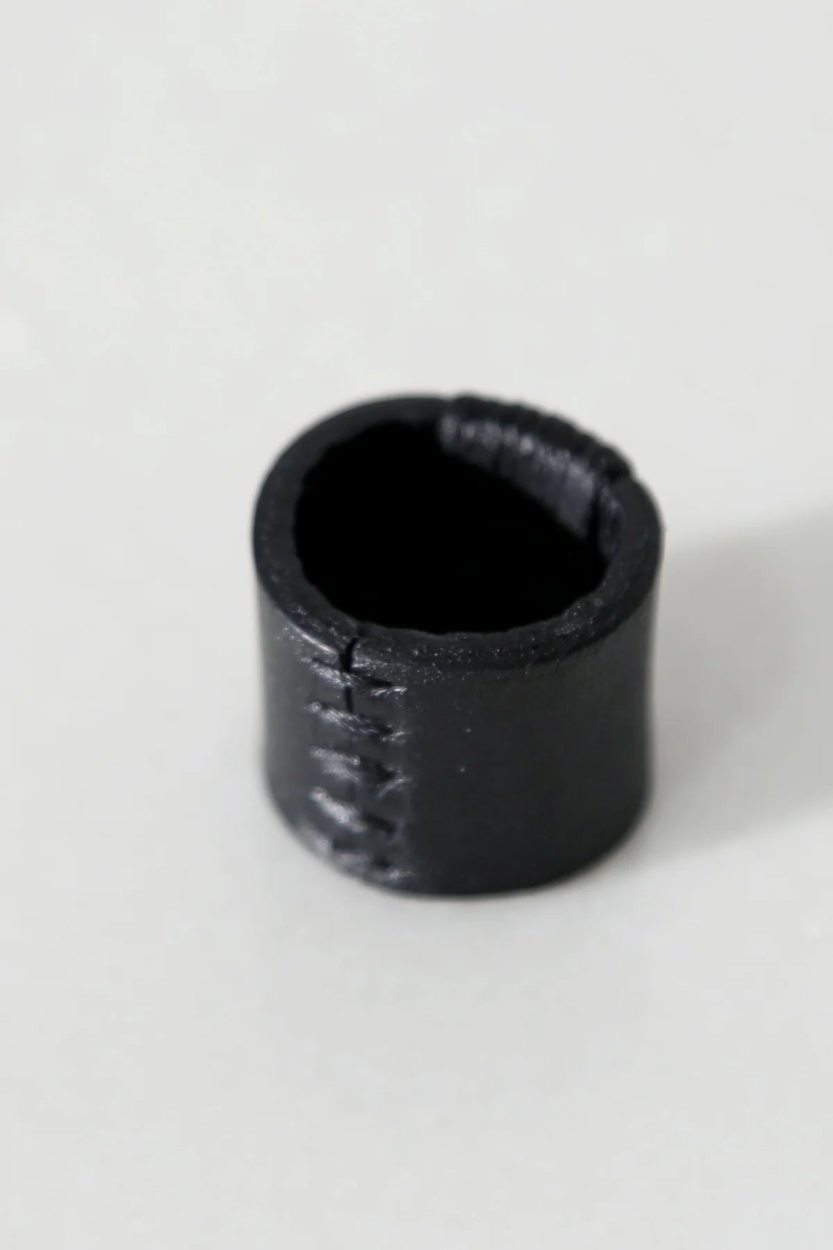 【Julia Fom】 LEATHER STITCHES RING ASE7_BLACK