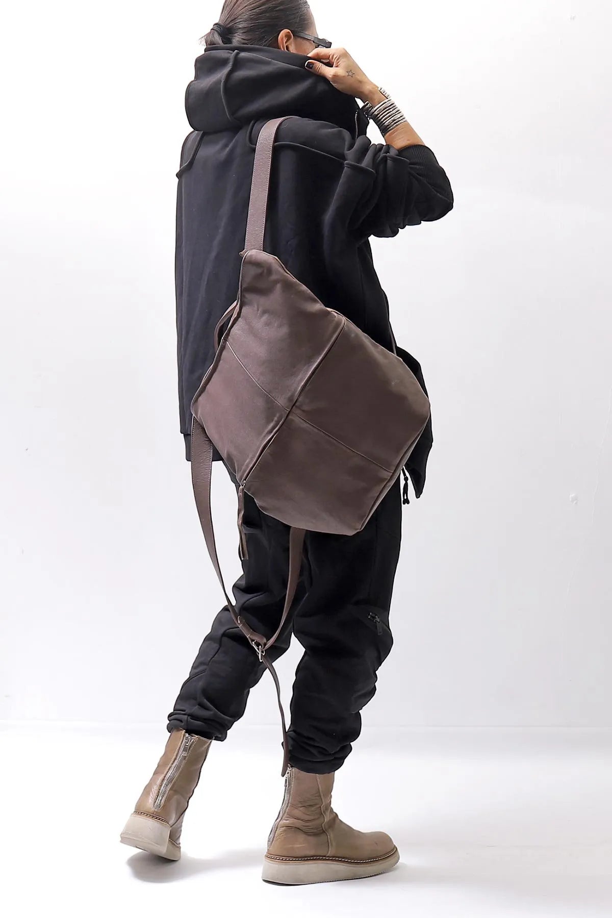 【MIRANDA KALOUDIS】 UNISEX 2WAY CALF LEATHER REGULAR BAG_FANGO