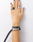 【GOTI】 SILVER PLATE & LEATHER BANGLE_BR503