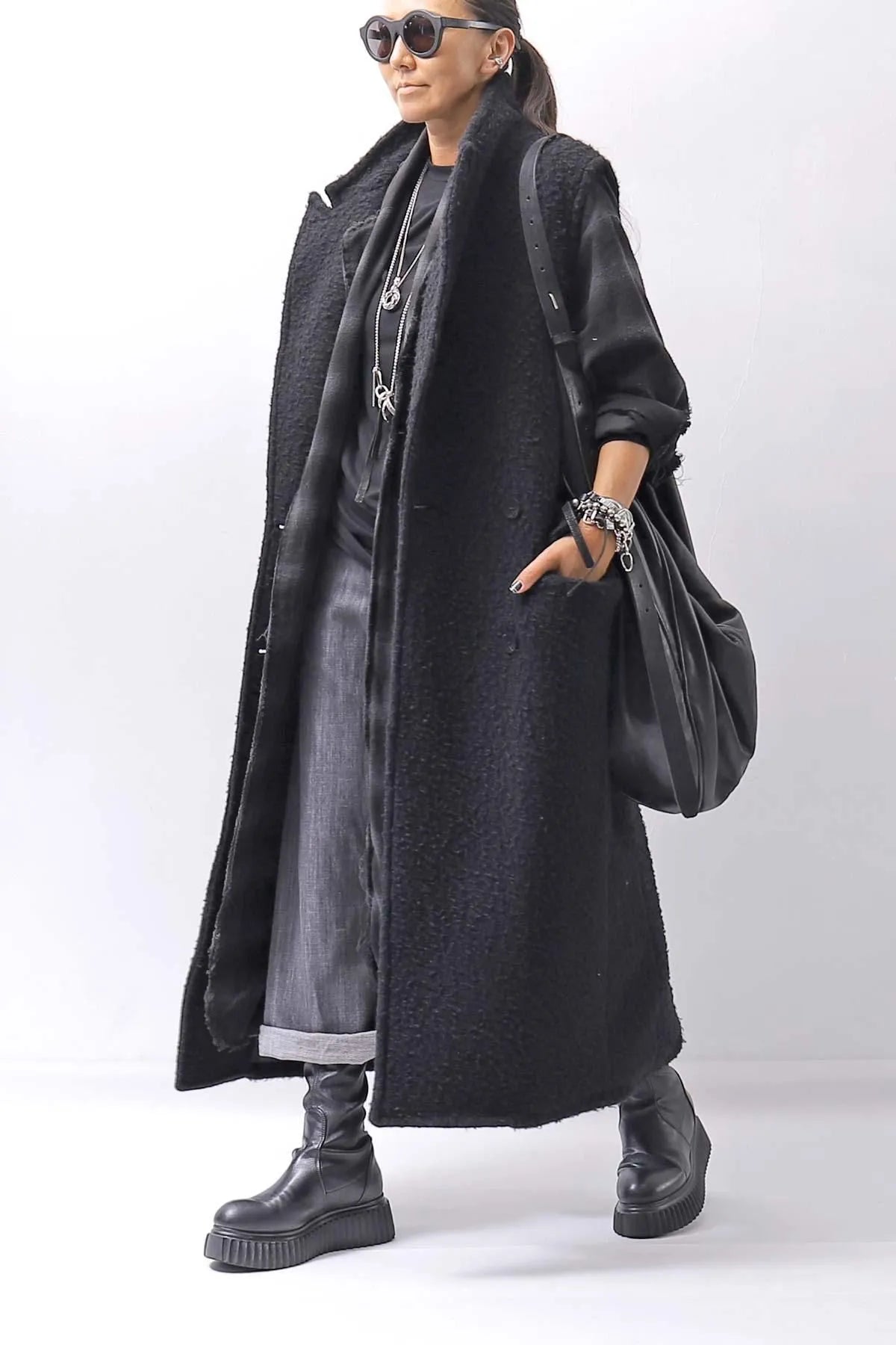 【AGL】 STRETCH LEATHER SNEAKER BOOTS MIDI STRETCH
