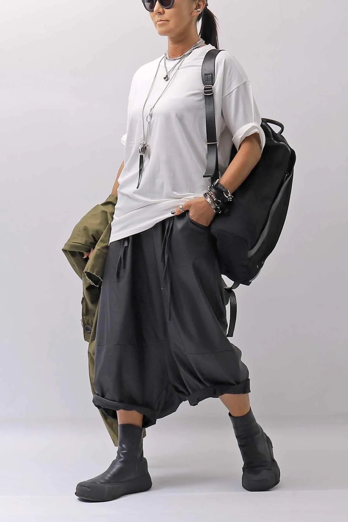 【Alès Dacchia】 BACK ZIP FRONT DRAPE LEATHER SNEAKER_BLACK