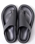 【Alès Dacchia】 UNISEX LEATHER TONG CITY SANDAL_BLACK