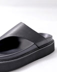 【Alès Dacchia】 UNISEX LEATHER TONG CITY SANDAL_BLACK
