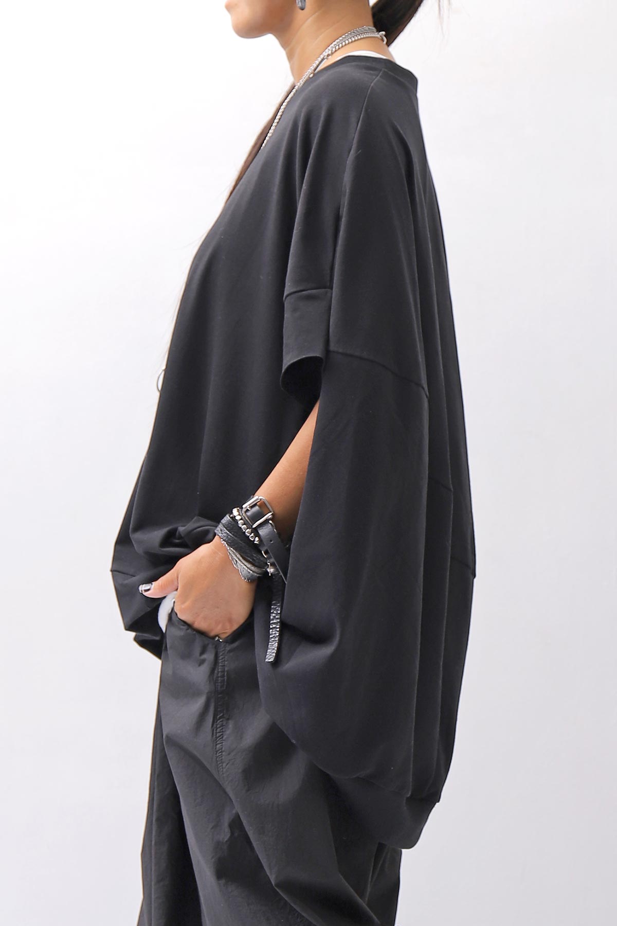 【bajra】 UNISEX BACK DRAPE HALF SLEEVE TOPS 160QK05_BLACK