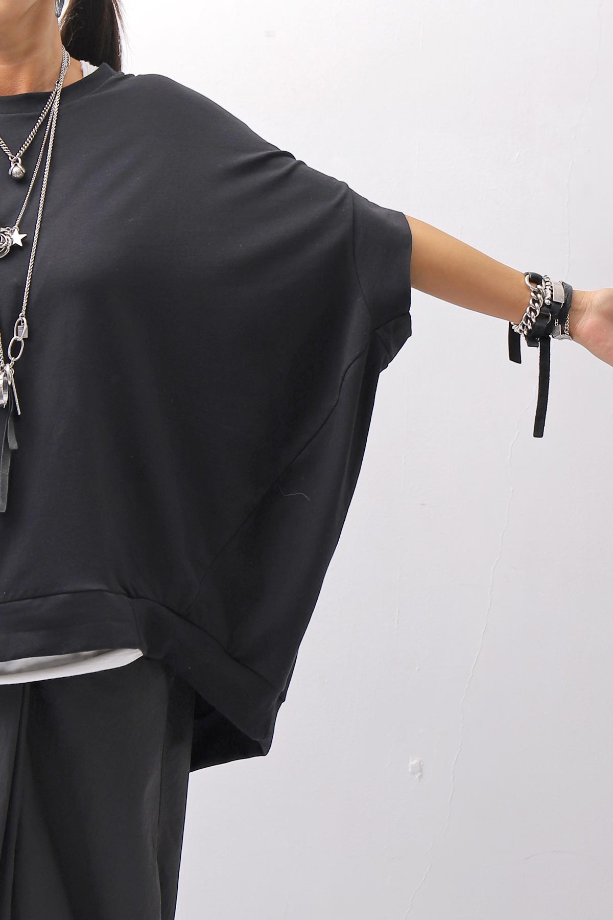 【bajra】 UNISEX BACK DRAPE HALF SLEEVE TOPS 160QK05_BLACK