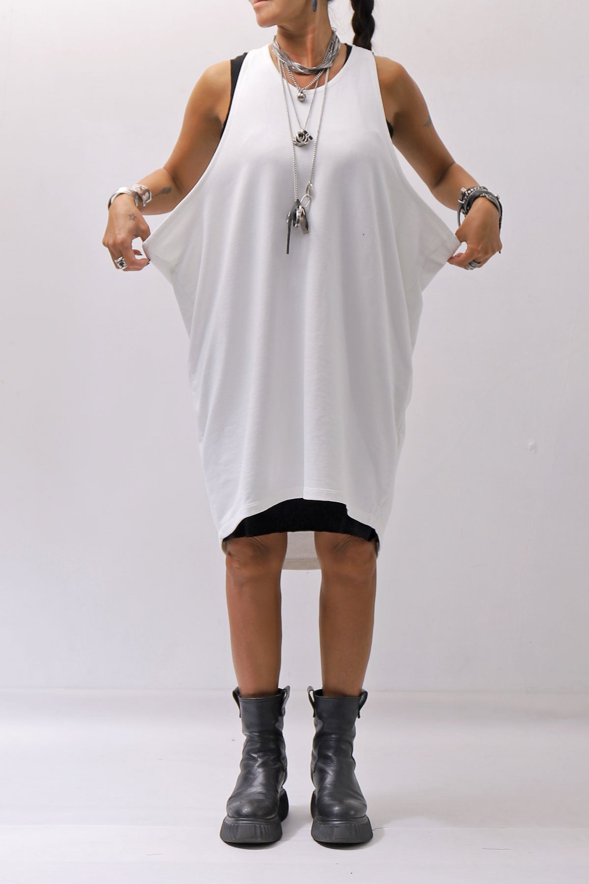 【NOSTRASANTISSIMA】 OPEN BACK LIGHT SWEAT COVER LONG TANK TOP M142_WHITE