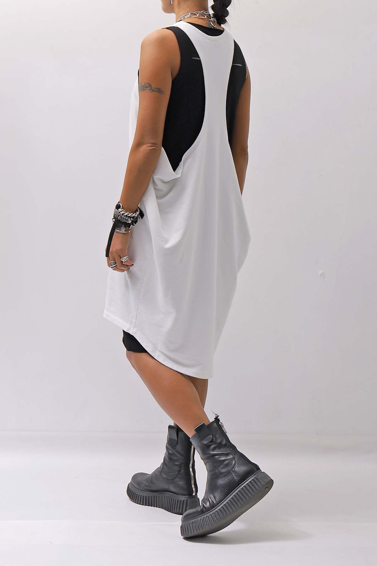 【NOSTRASANTISSIMA】 OPEN BACK LIGHT SWEAT COVER LONG TANK TOP M142_WHITE