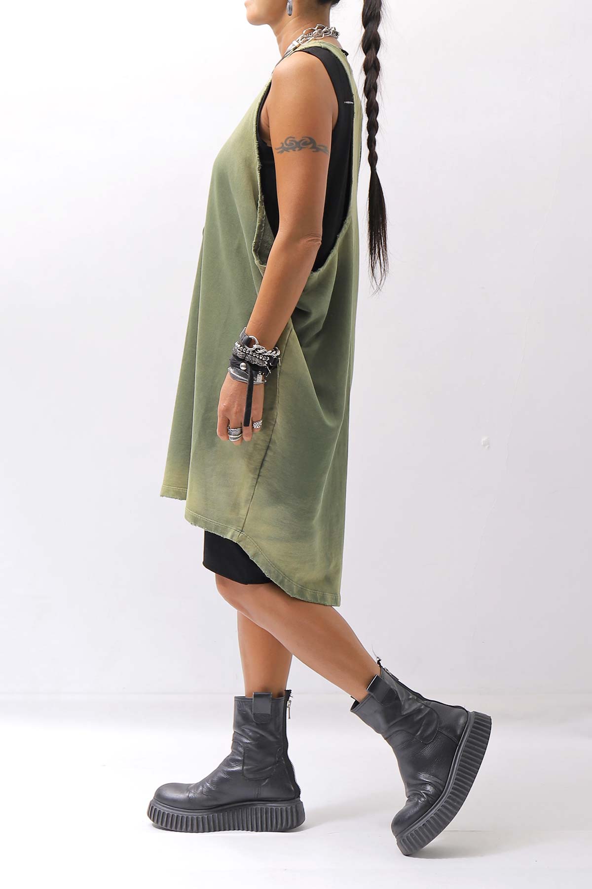 【NOSTRASANTISSIMA】 OPEN BACK LIGHT SWEAT COVER LONG TANK TOP M142_GREEN FADE