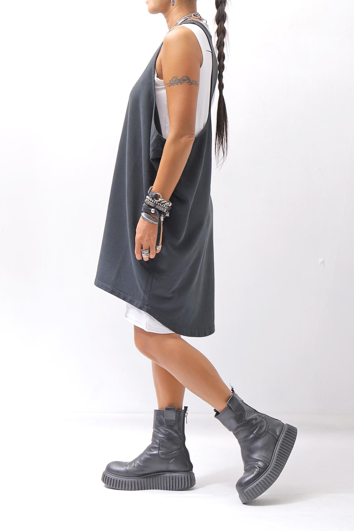 【NOSTRASANTISSIMA】 OPEN BACK LIGHT SWEAT COVER LONG TANK TOP M142_BLACK