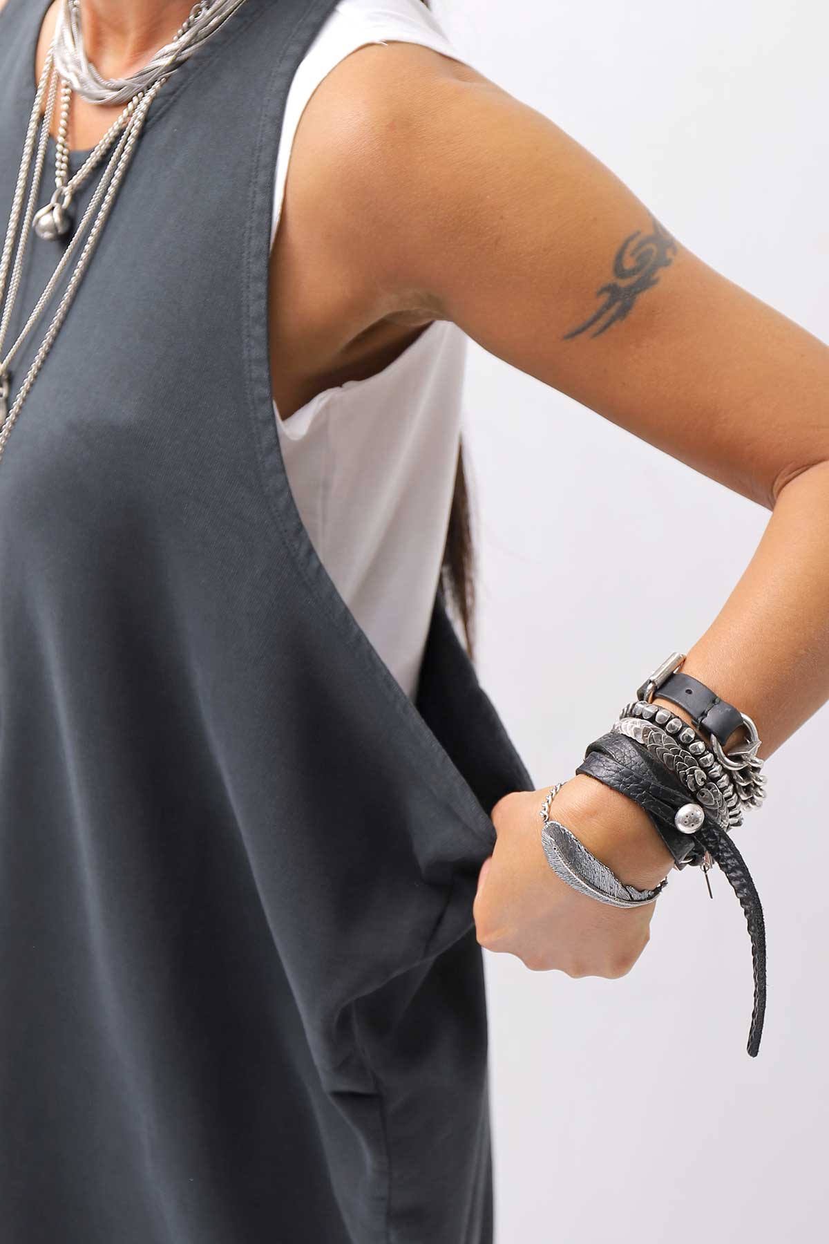 【NOSTRASANTISSIMA】 OPEN BACK LIGHT SWEAT COVER LONG TANK TOP M142_BLACK