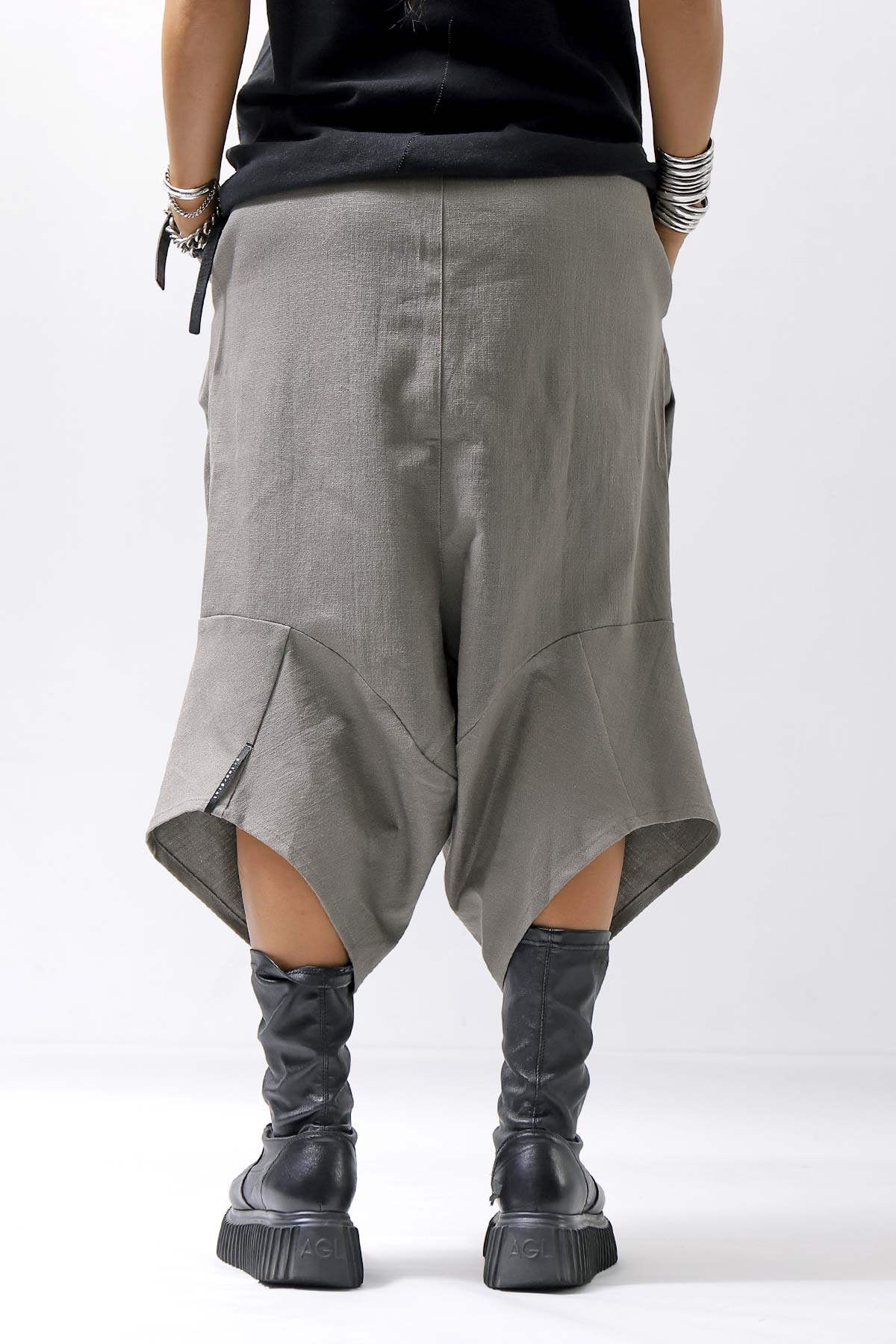 Primordial is Primitive】 UNISEX ASYMMETRY COTTON LINEN