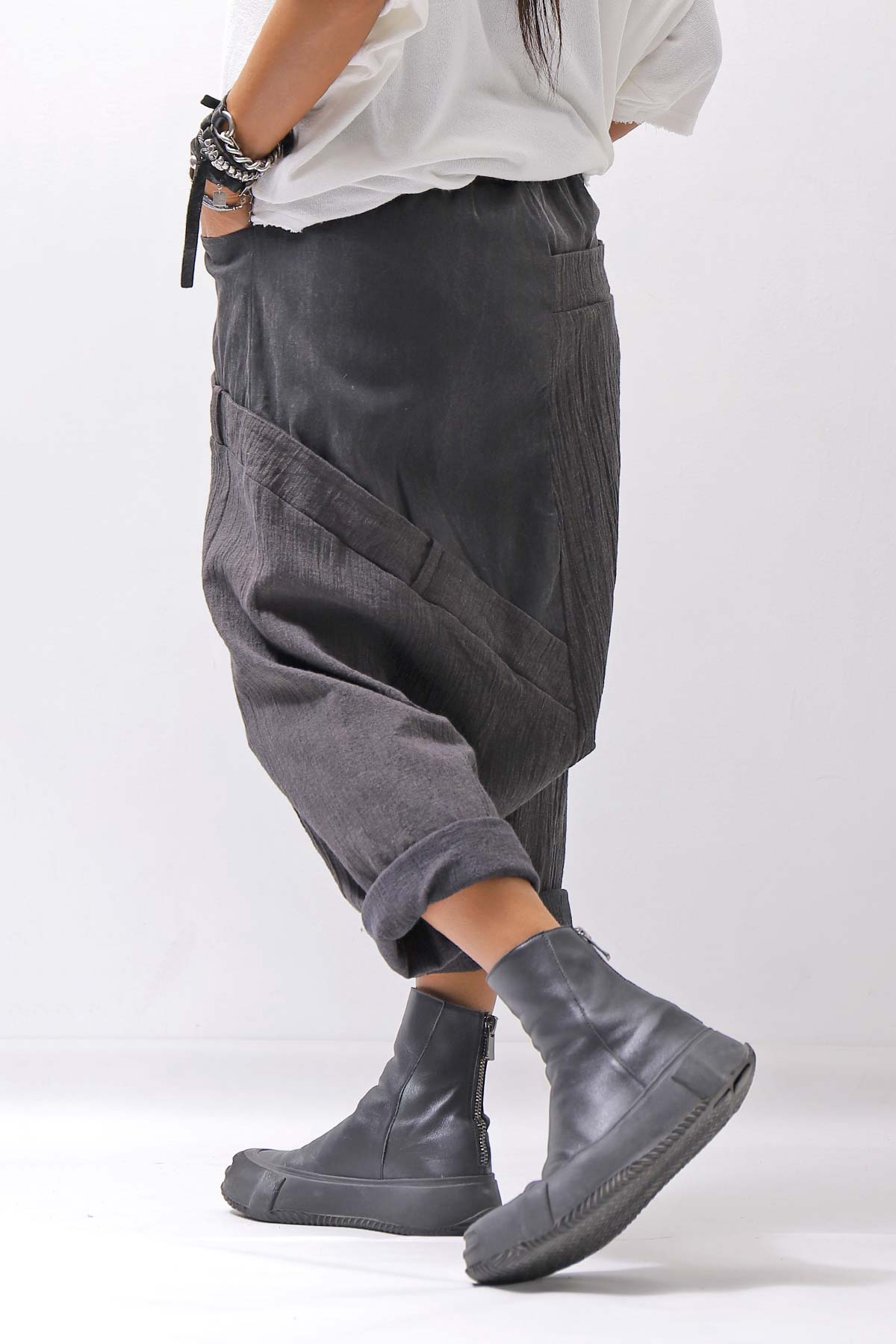 【studio b3】 UNSEX WRINKLE LINEN&amp;COTTON BOX SARROUEL PANTS RBB1974_FADE BLACK