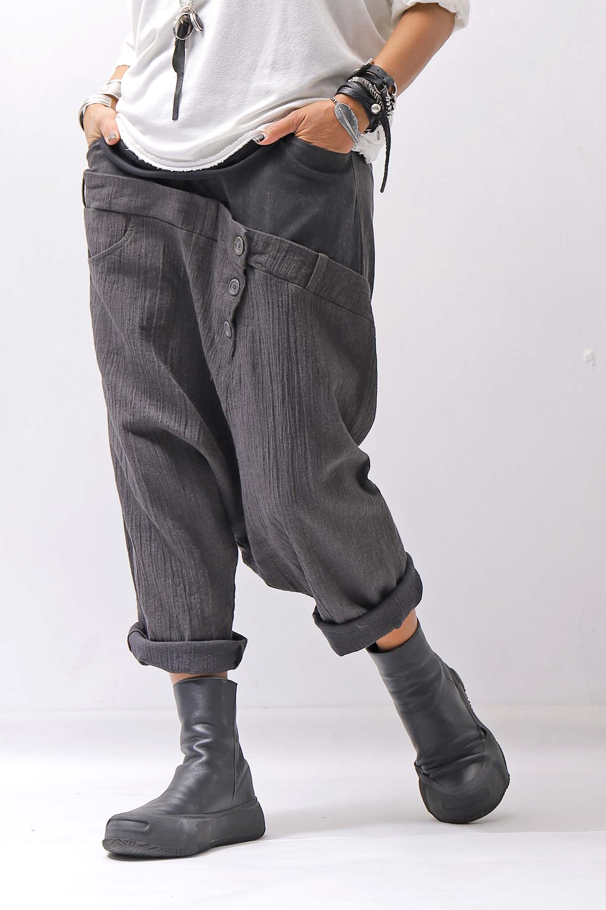 【studio b3】 UNSEX WRINKLE LINEN&amp;COTTON BOX SARROUEL PANTS RBB1974_FADE BLACK