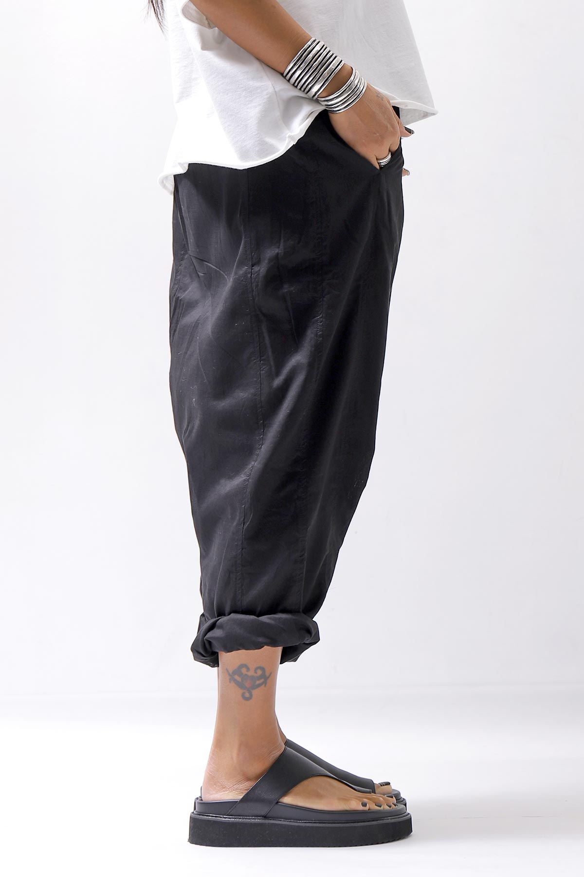 【studio b3】 UNISEX LIGHT COTTON SARROUEL PANTS BZB1668_BLACK