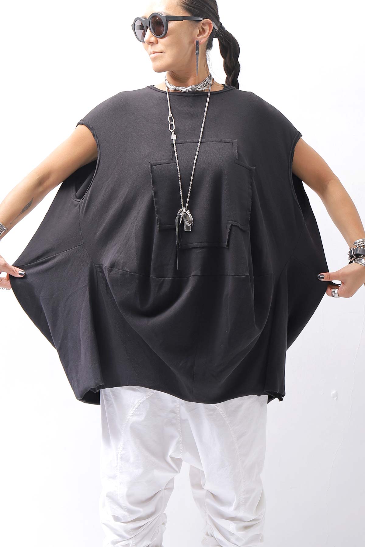【PLÜ】 PLU ICON PATCH COTTON RIB BACK DRAPE TOP 5047_BLACK