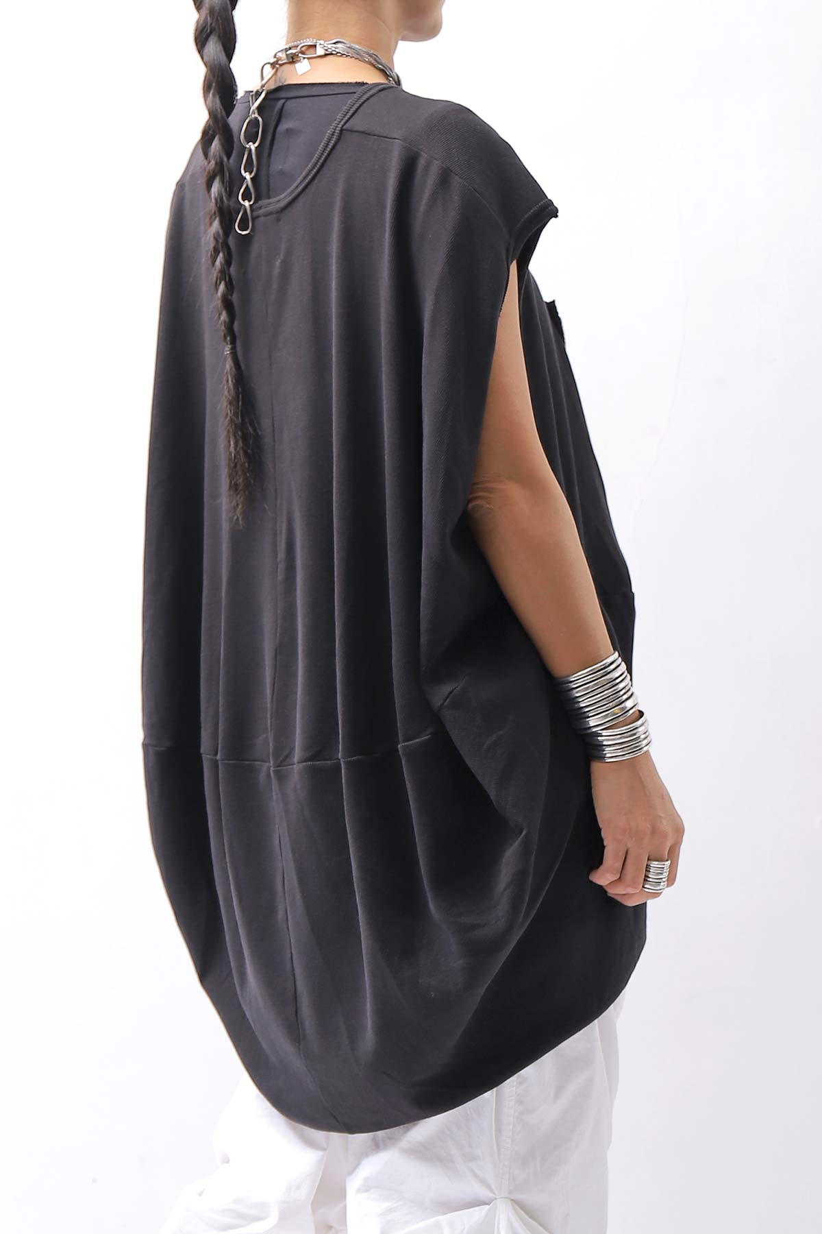 【PLÜ】 PLU ICON PATCH COTTON RIB BACK DRAPE TOP 5047_BLACK