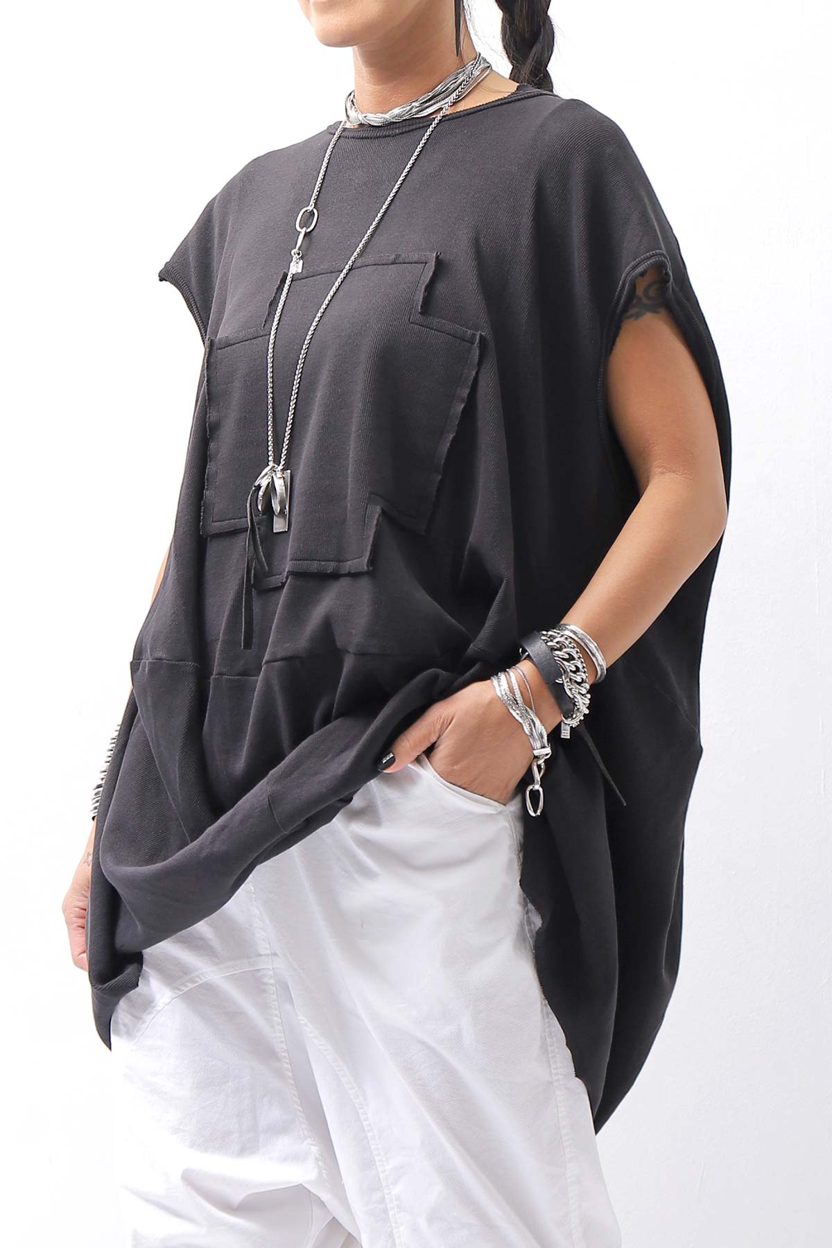 【PLÜ】 PLU ICON PATCH COTTON RIB BACK DRAPE TOP 5047_BLACK
