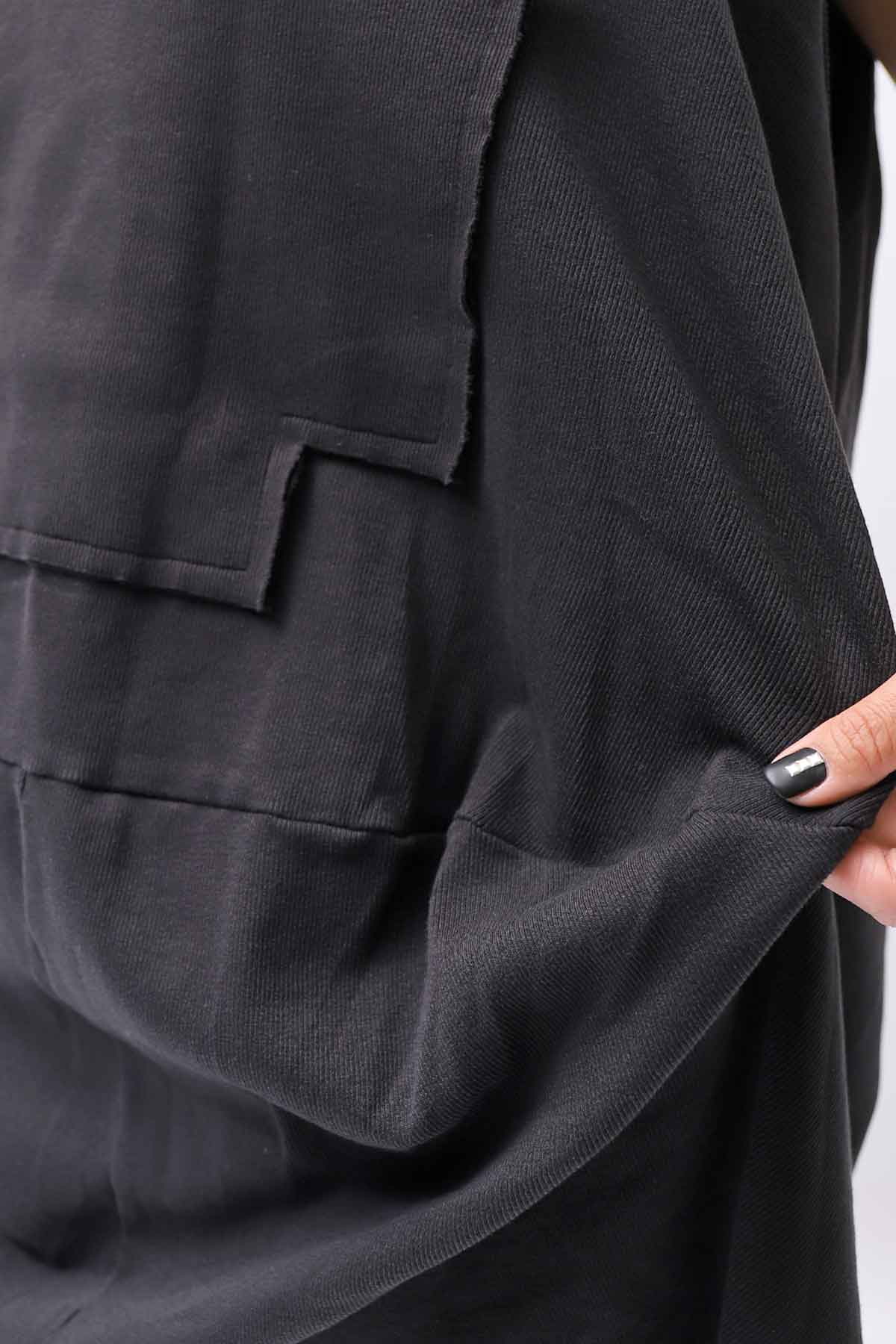 【PLÜ】 PLU ICON PATCH COTTON RIB BACK DRAPE TOP 5047_BLACK