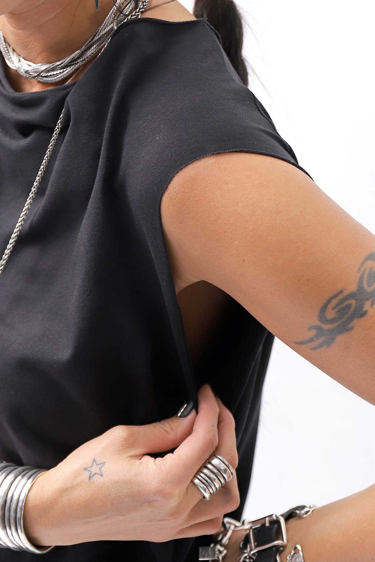 【PLÜ】 STRECTCH COTTON USUFUL TOP 5068_BLACK