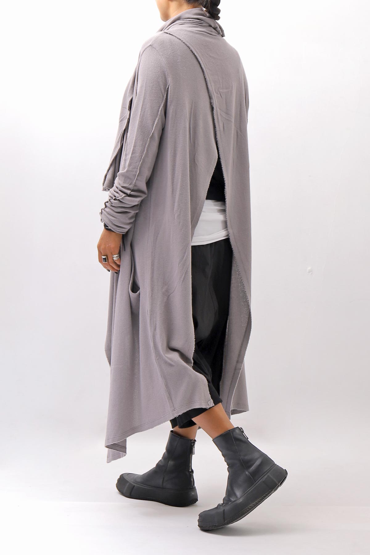 【NOSTRASANTISSIMA】 ASYMMETRY BACK CROSS CARDIGAN TS24_FUJI GREY