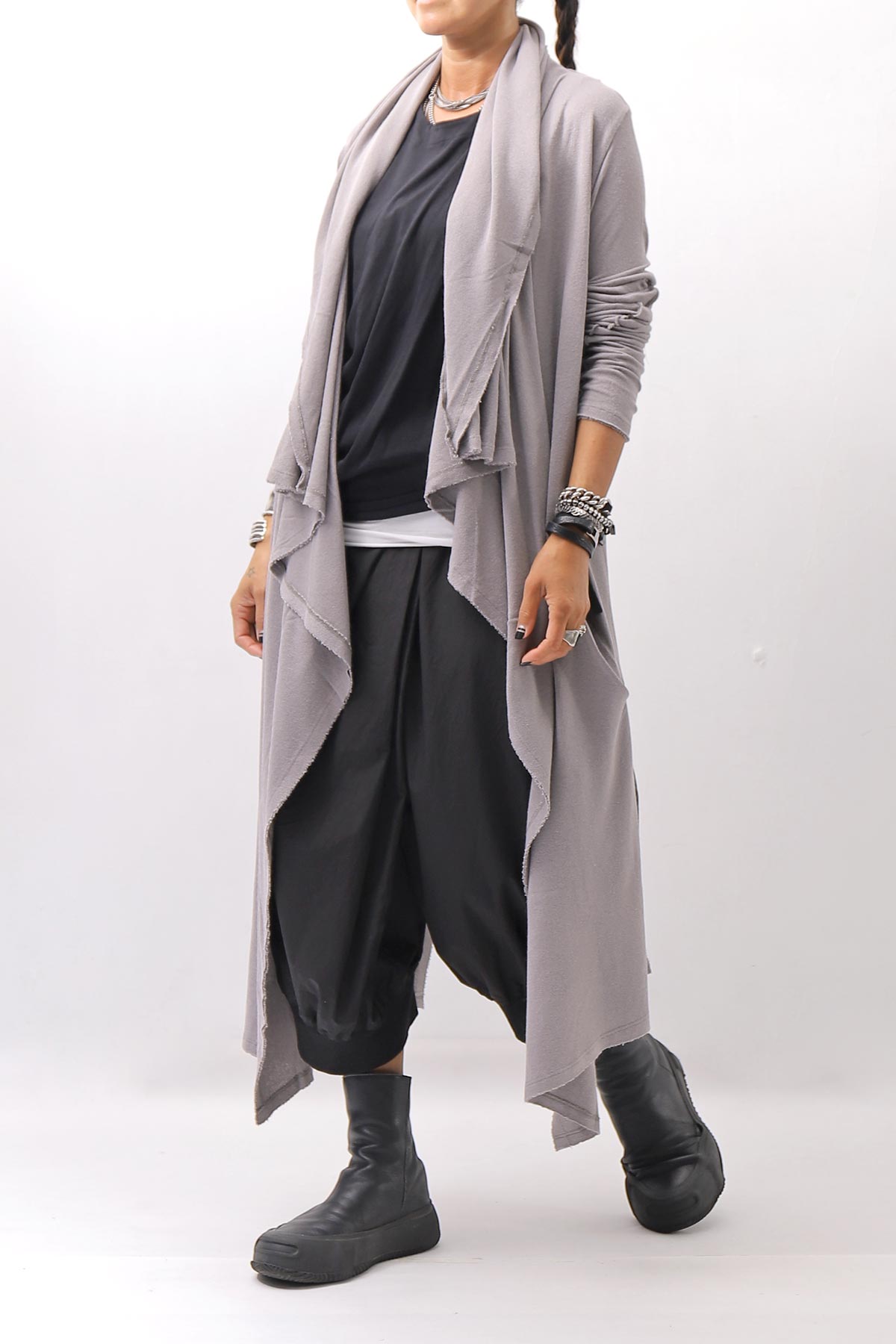 【NOSTRASANTISSIMA】 ASYMMETRY BACK CROSS CARDIGAN TS24_FUJI GREY