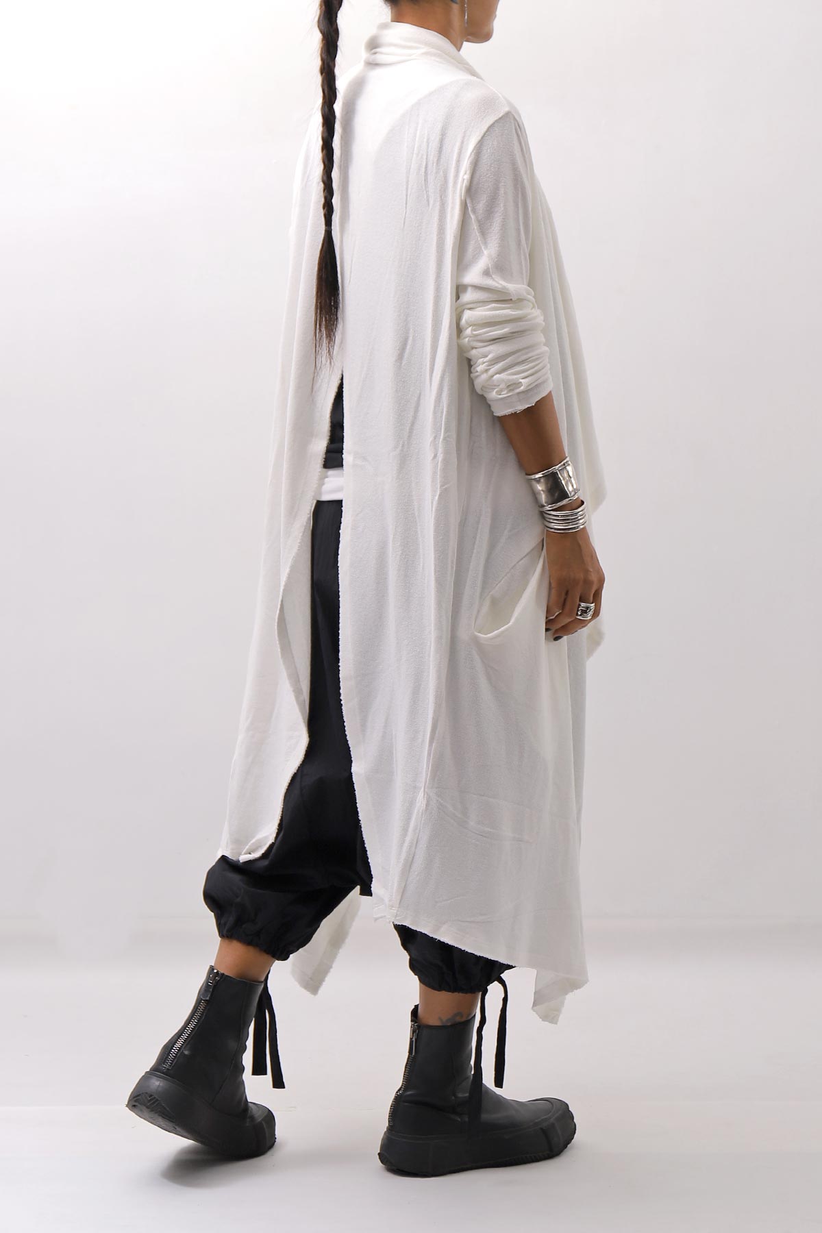 【NOSTRASANTISSIMA】 ASYMMETRY BACK CROSS CARDIGAN TS24_WHITE