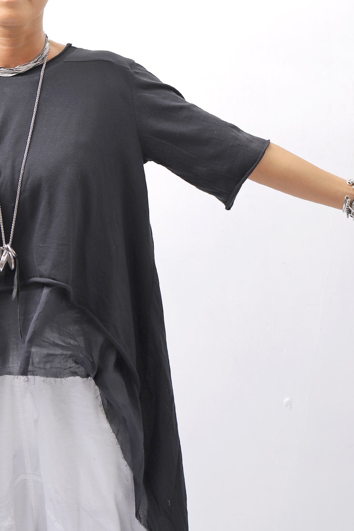 【studio b3】 COTTON LAYERED BACK LONG TOP MPB1822_BLACK