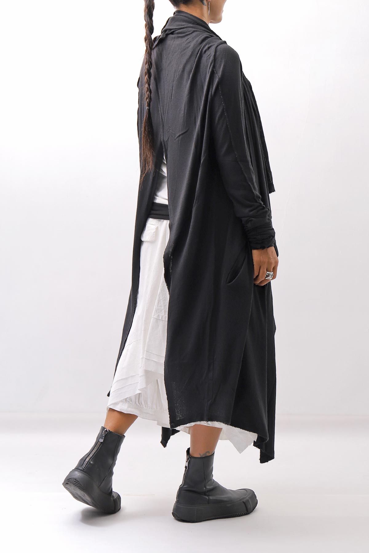 【NOSTRASANTISSIMA】 ASYMMETRY BACK CROSS CARDIGAN TS24_BLACK