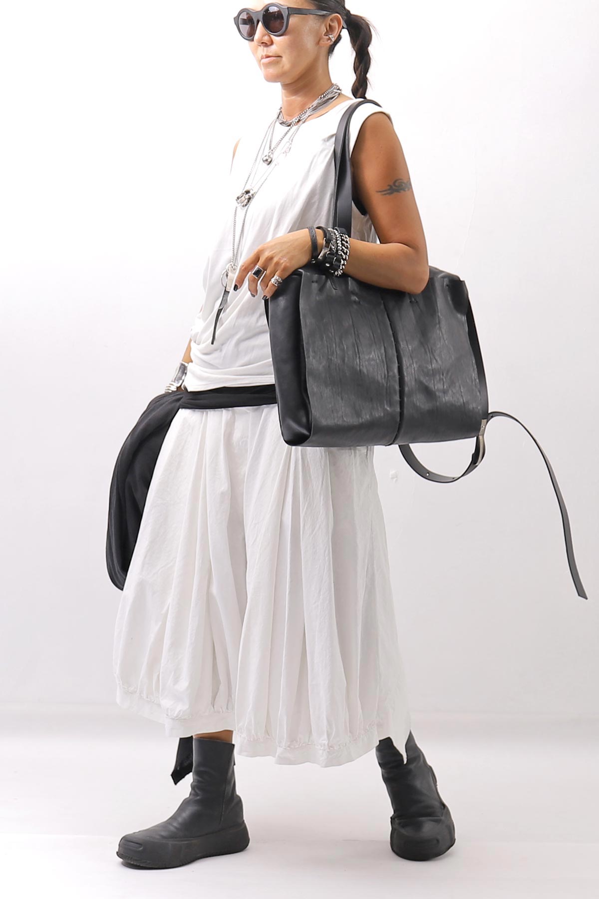 【VB Valentina Banella】 2WAY LARGE CAPACITY SHOULDER BAG