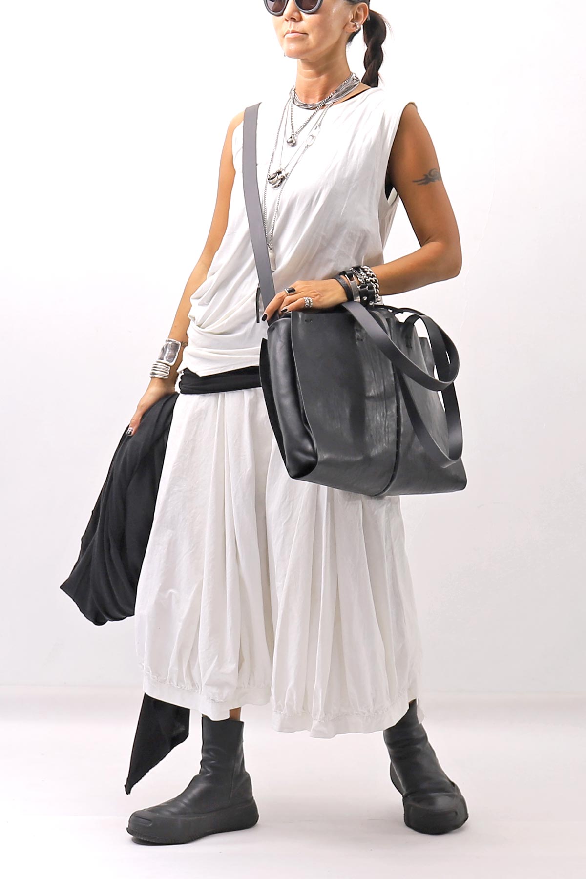 【VB Valentina Banella】 2WAY LARGE CAPACITY SHOULDER BAG