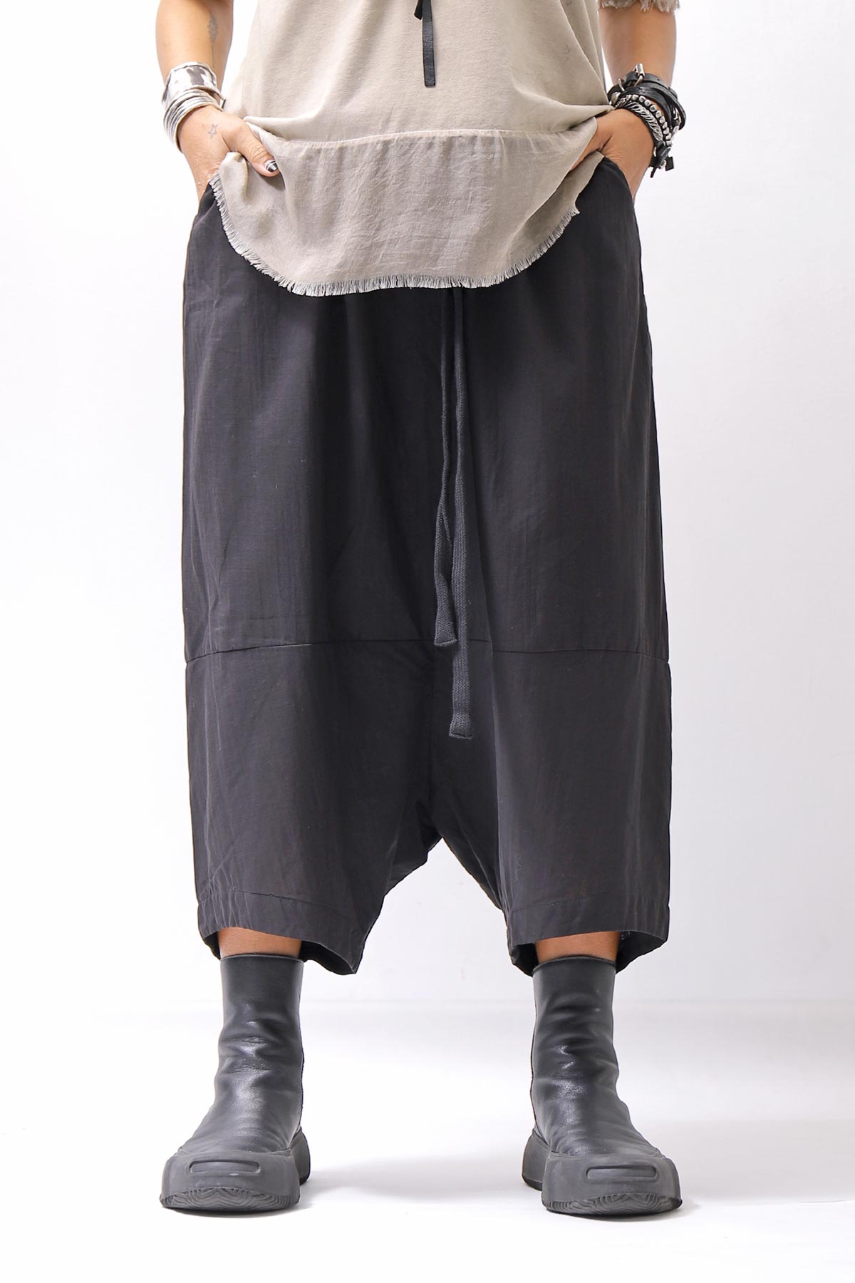 【studio b3】 UNISEX LIGHT COTTON EASY BOX PANTS NB2123_BLACK