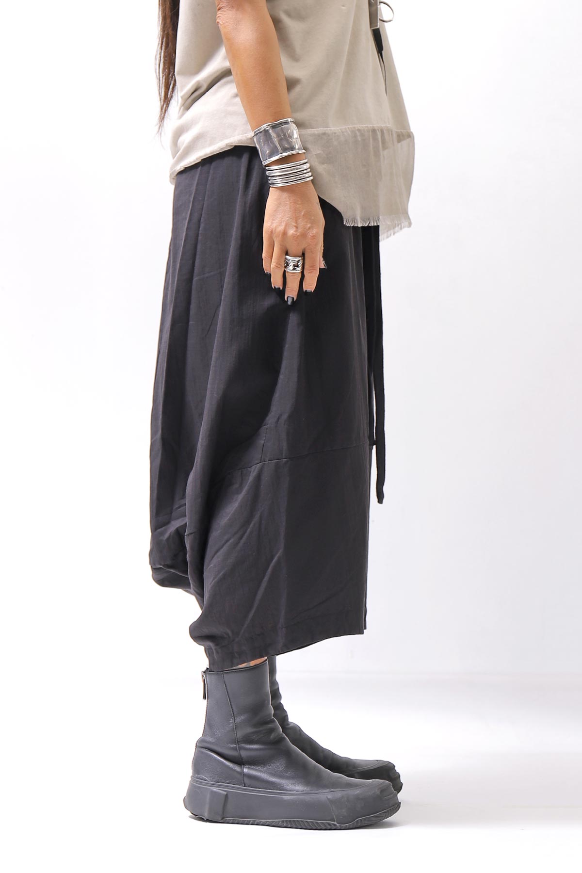 【studio b3】 UNISEX LIGHT COTTON EASY BOX PANTS NB2123_BLACK