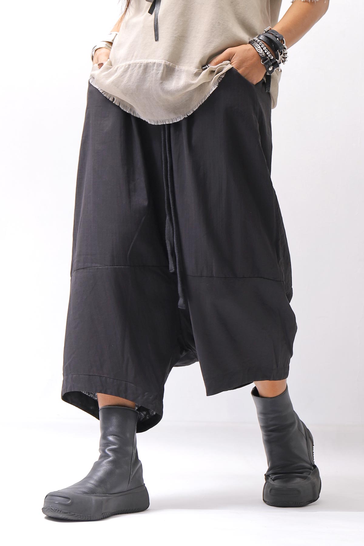 【studio b3】 UNISEX LIGHT COTTON EASY BOX PANTS NB2123_BLACK