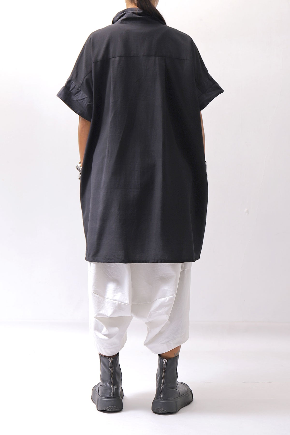 【studio b3】 SIDE SLIT BUTTON HALF SLEEVE SHIRT NB2078_BLACK