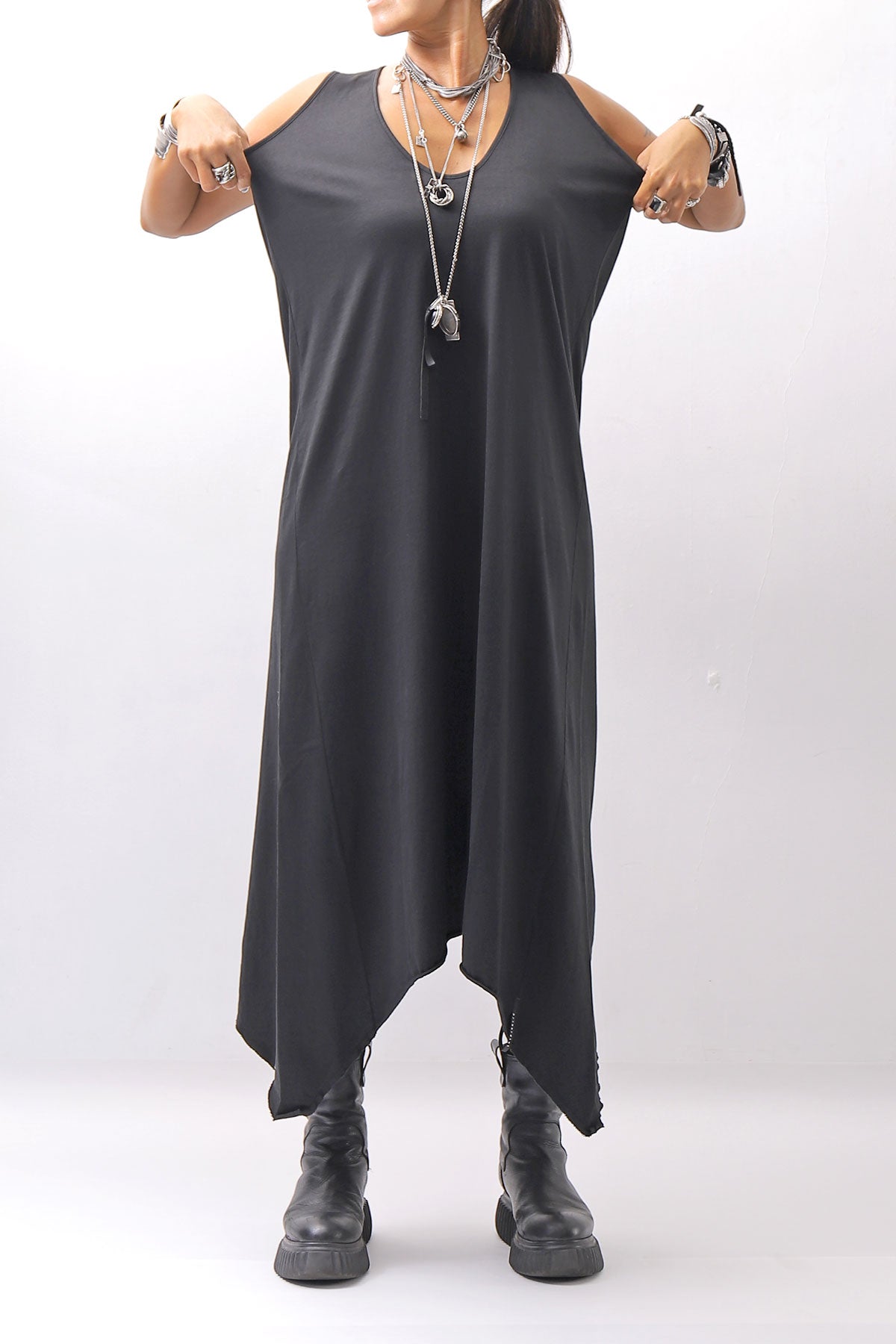 【Primordial is Primitive】 SLEEVELESS LONG DRESS 533RO_BLACK