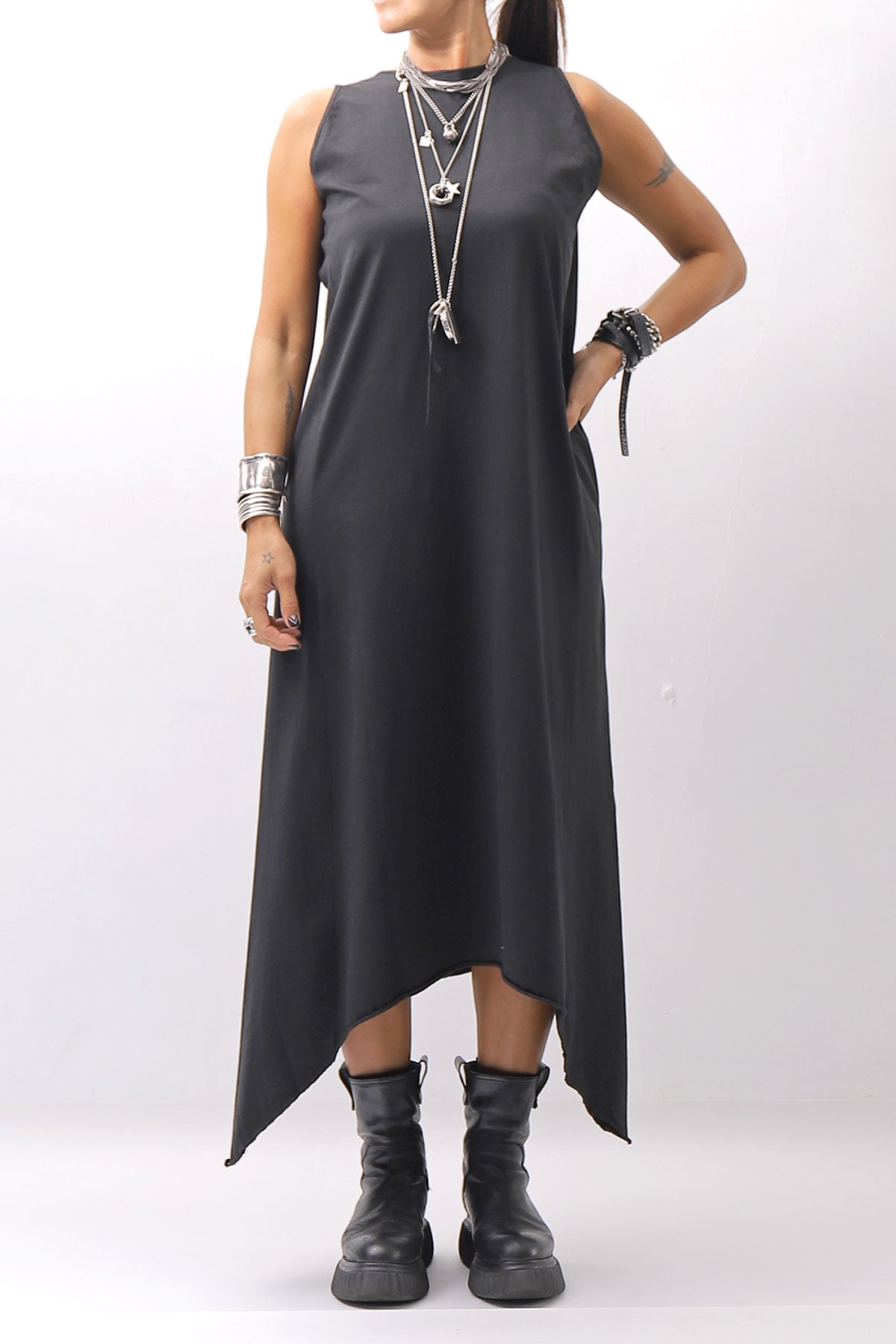 【Primordial is Primitive】 SLEEVELESS LONG DRESS 533RO_BLACK