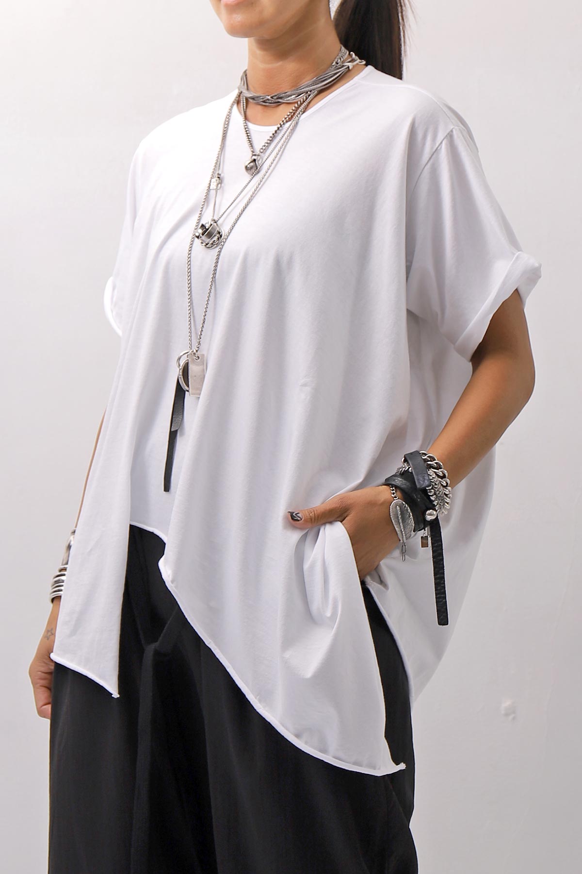 【Primordial is Primitive】 ASYMMETRY COTTON TEE 253RO_WHITE