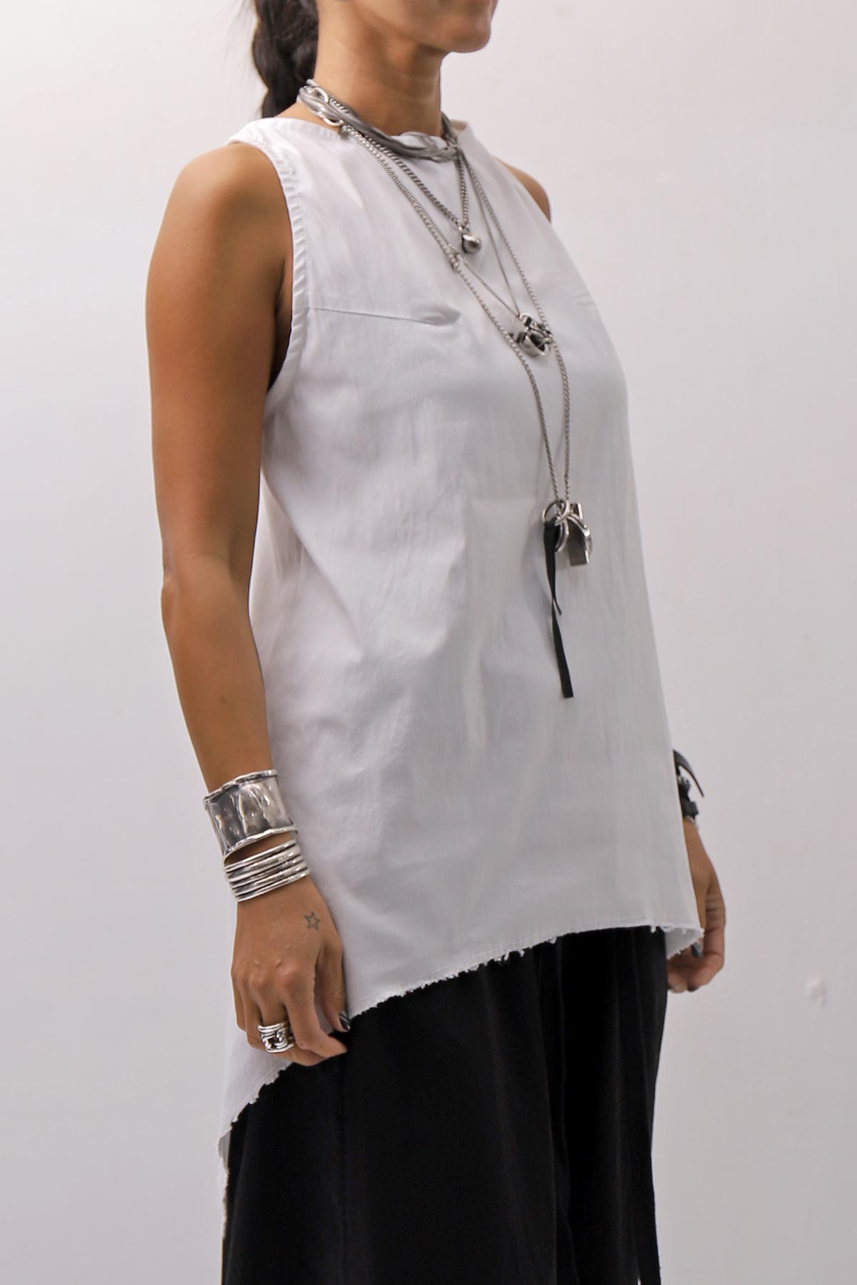 【Primordial is Primitive】 BACK CROSSED TANK TOP 413AL_WHITE