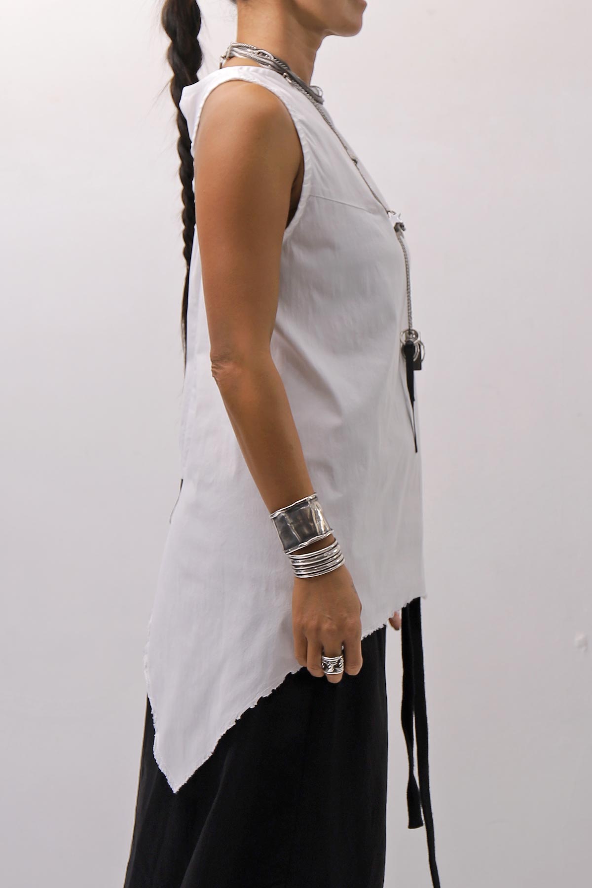 【Primordial is Primitive】 BACK CROSSED TANK TOP 413AL_WHITE