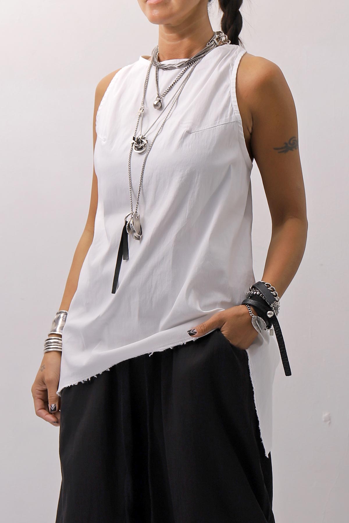 【Primordial is Primitive】 BACK CROSSED TANK TOP 413AL_WHITE